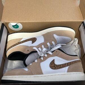 Brand new in box Air Jordan 1 low SE size 6y